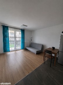 2 pokoje z dużym balkonem | Miasteczko Jutrzenki | miejsce postojowe