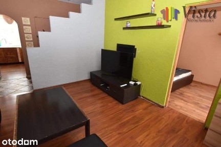 2 pokoje, widna kuchnia, balkon, 1 piętro