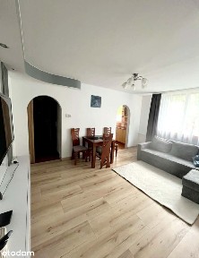 3 pokoje z balkonem na parterze