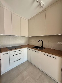 PRZESTRONNE 2 pokoje + balkon + klimatyzacja + miejsce w hali garażowej | NOWE