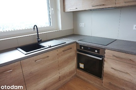 2 pokoje | 51 m²| 13. piętro|Balkon z panoramą miasta|Miejsce garażowe