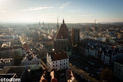 Zabytkowa kamienica w centrum Nysy-dawna Kanonia