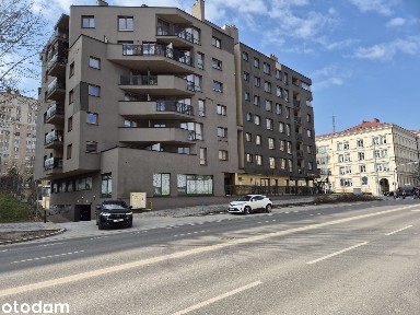 Lokal 196m² | Parter | Stan deweloperski | Parking pod drzwiami | VAT