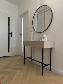 Mieszkanie 55m2 + dwa miejsca postojowe, balkon 10 m2 i komórka 7 m2