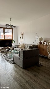 Toruńska 63m, 2 pokoje, 2 łazienki, loggia, garaż
