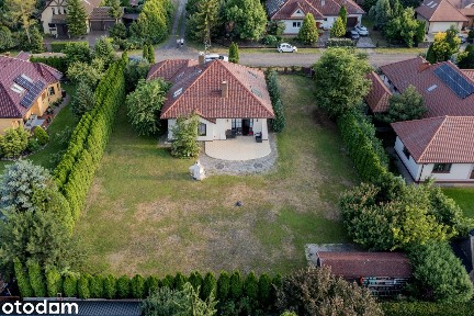 Wolnostojący dom z garażem w atrakcyjnej lokalizacji