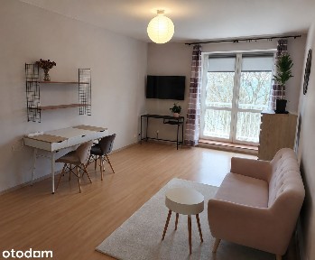 ZAREZERWOWANE - Kawalerka duża (36 m) Balkon Las Zwierzolubna