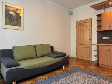 Bezpośrednio, 1-pokojowe, 23 m2, umeblowane mieszkanie w ścisłym centrum Krakowa