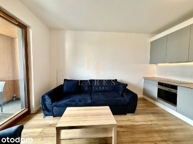 Apartamentowiec Holm House | Balkon|Metro Wierzbno
