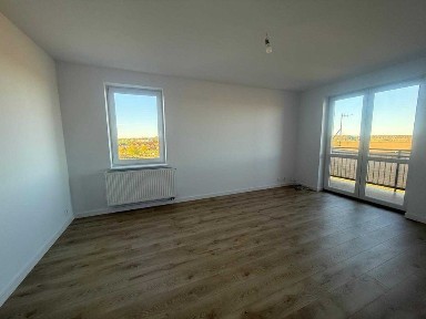 Atrakcyjne mieszkanie w bloku z windą
