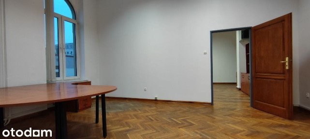 Biuro-parter w centrum biurowym wynajmę parking 0