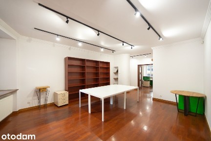 P.O.W. 29 : Lokal Usługowy w Centrum Parter (92m²)