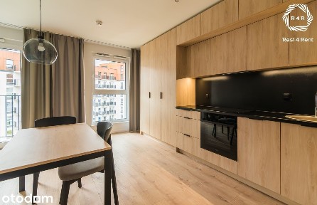 Duża kawalerka | Pierwszy lokator | 2 tygodnie GRATIS | Pets Friendly