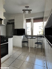 2 piętro z balkonem, dwustronne - dobra lokalizacja