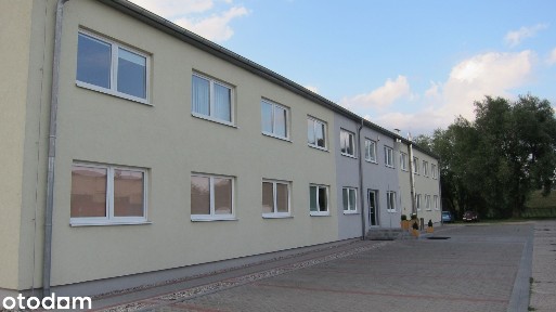Dwa pomieszczenia biurowe do wynajęcia- własny duży parking