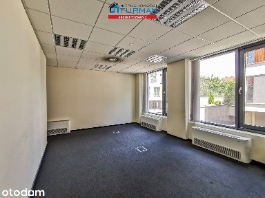 Lokal Biurowy, 56mkw, Piątkowska, parter biurowca