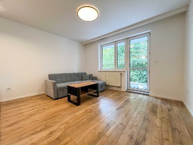 Luboń / Kościuszki - 2 Pokoje - 34 m² - Ogródek, Po odświeżeniu, Zamknięte osiedle