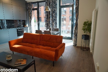 Modern apartment at Koneser Plaza