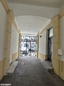 Lokal ok. 90m2 ul. Chmielna Deptak biuro lub usługi