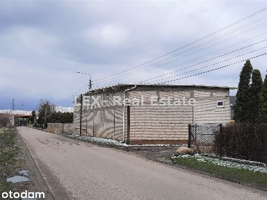 Magazyn na granicy Piastowa i Ursusa