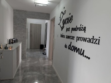 Wyjątkowe mieszkanie 83 m² | 2 balkony | garderoba | po generalnym remoncie | Umeblowane |