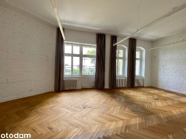 Biuro w prestiżowej kamienicyPodwale7
