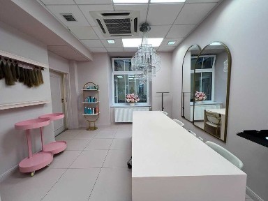 Odstąpię gotowy salon fryzjerski i stylizacji na Marszałkowskiej