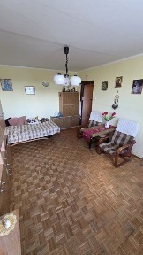 Przytulna kawalerka 28,5 m² z potencjałem | Świetna lokalizacja (Zarzew)