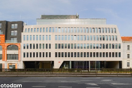 Lokal usługowy 419 m kw. po kantynie blisko Rynku