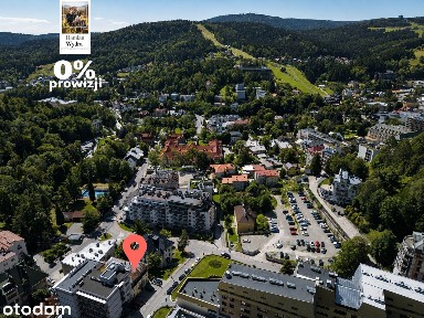 Pensjonat w centrum Krynicy, Willa Flora, historia Kiepury, z najemcą