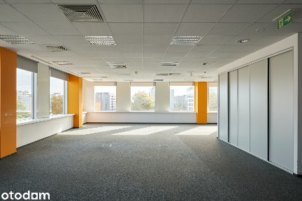 Biuro na wynajem w Green Towers, pl. Strzegomski- od 100m2 lub większe