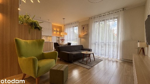Centrum, 3 pok. 65m², komfortowe, wyposażone, balkon, winda, garaż