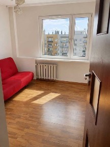 3-pokojowe mieszkanie | os. Paderewskiego | wolne od zaraz | blisko 3 Stawy | idealne dla studentów | dobry dojazd na uczelnie
