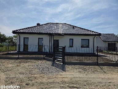 Dom parterowy mieszkalny jednorodzinny o pow. 100,70 m²