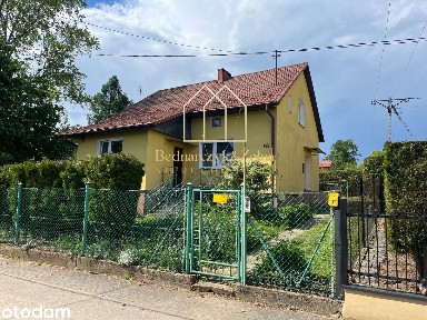 Przestronny dom z dużą działką w spokojnej części Jasła- ul. Skalna