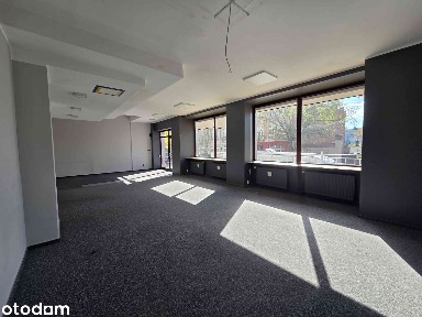 Lokal handlowo usługowy na wynajem 116m² z parkingiem w centrum