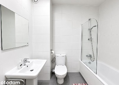 2 osobne pokoje, jasna kuchnia, blok z windą! Blisko tramwaj