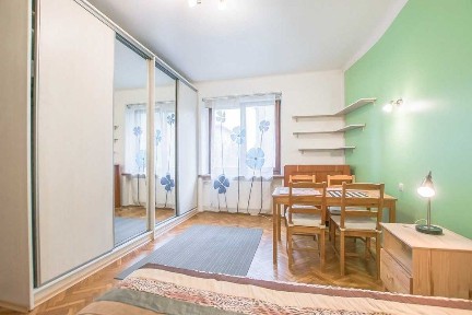 ul. Rydla | Przestronna kawalerka z osobną kuchnią | Parking przy budynku | 36m2 | Od 15 września