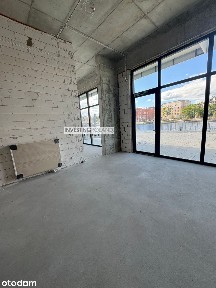 Lokal na parterze z dużymi witrynami, widok na Odrę, 2 wejścia, ogróde