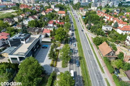 Nowoczesny lokal handlowo-usługowy w centrum Kielc z dużym parkingiem