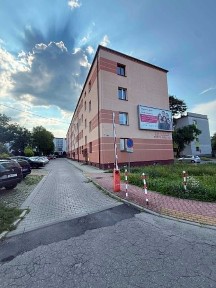 Uczelnia WSB, Kawalerka - Dąbrowa Górnicza, ul. Cieplaka 1D Centrum. Dostępne od 1.10.2026 r. 2300 zł.