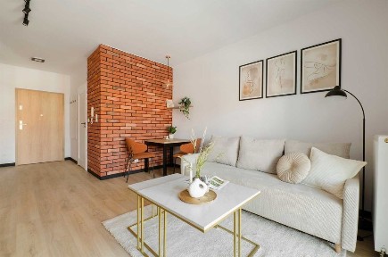 Kawalerka w nowym apartamentowcu. Al. Piłsudskiego 135K. Bezpośrednio