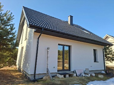 Nowoczesny dom 91 m² | 4 pokoje | 585 m² działki | Pompa ciepła | 2021