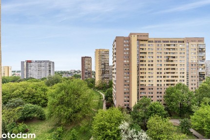 Kawalerka z balkonem do remontu na Marymoncie
