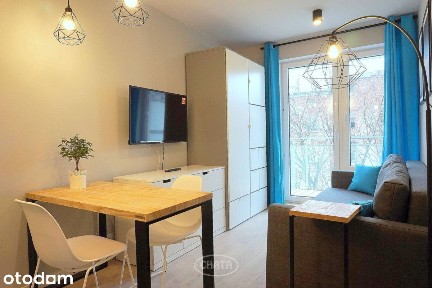 Kawalerka z balkonem w centrum - Pułaskiego