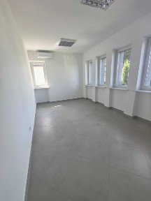 Lokal na wynajem (17,90m2)