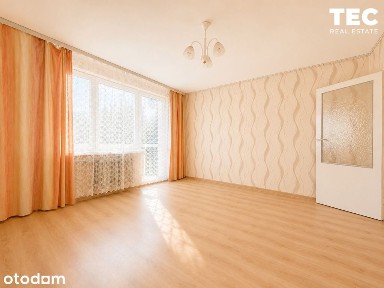 3 pokoje + kuchnia + balkon