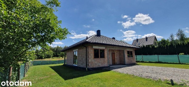Na sprzedaż - dom parterowy o powierzchni 99 m2 - Mogielnica