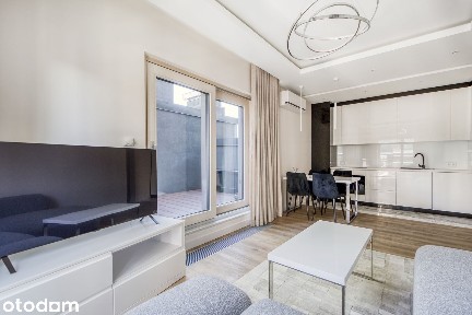 Wyjątkowy apartament w centrum Warszawy z pięknym widokiem i tarasem!