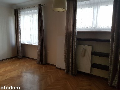 Kamienica, 47m2, dwa pokoje, metro Płocka, cisza i zieleń, bezpośredni